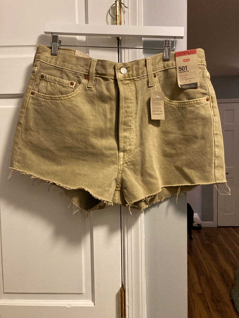 Levi's 501 Cutoff Women's Denim Shorts - Khaki Size 34